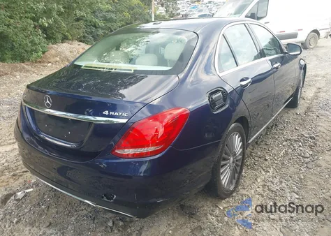 2015 Mercedes-Benz C 300 4Matic/Luxury 4Matic/Sport 4Matic из США, поврежденный, VIN 55SWF4KB7FU038915